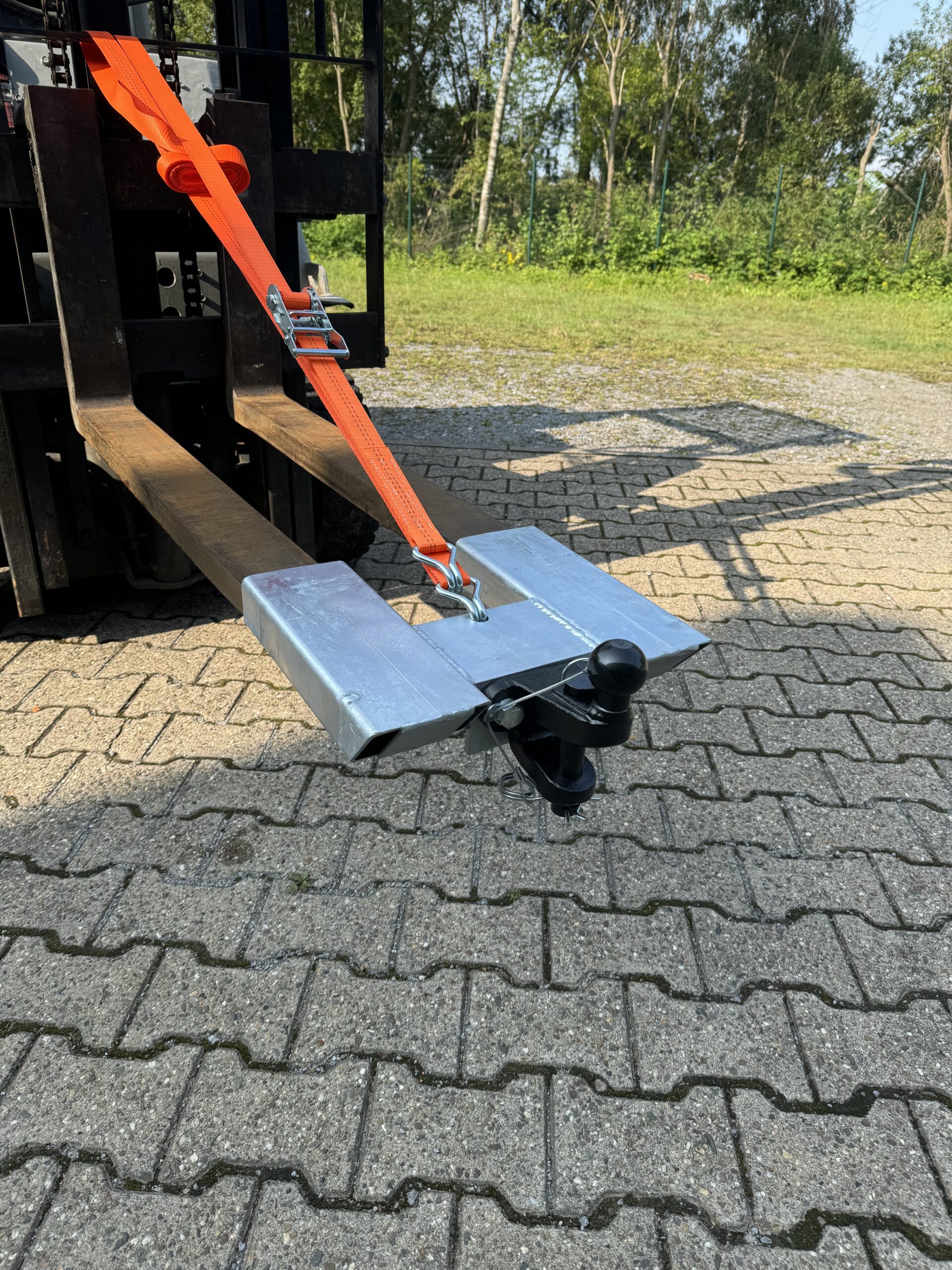 Rangierhilfe mit Kugel und Maul – Bild 2